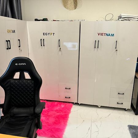 Elo House Vandrehjem Long Binh Eksteriør billede
